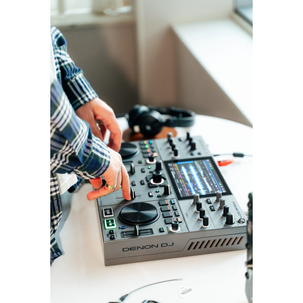 Denon DJ PRIME GO+ Rechargeable Smart DJ Console